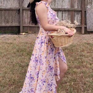 Refreshing floral dress